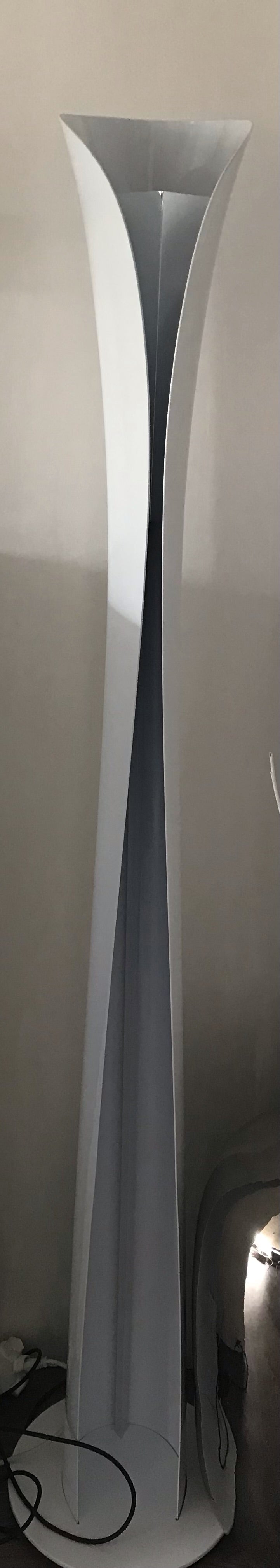 Artemide Cadmo Floor Blanc – Lampadaire design d’exposition