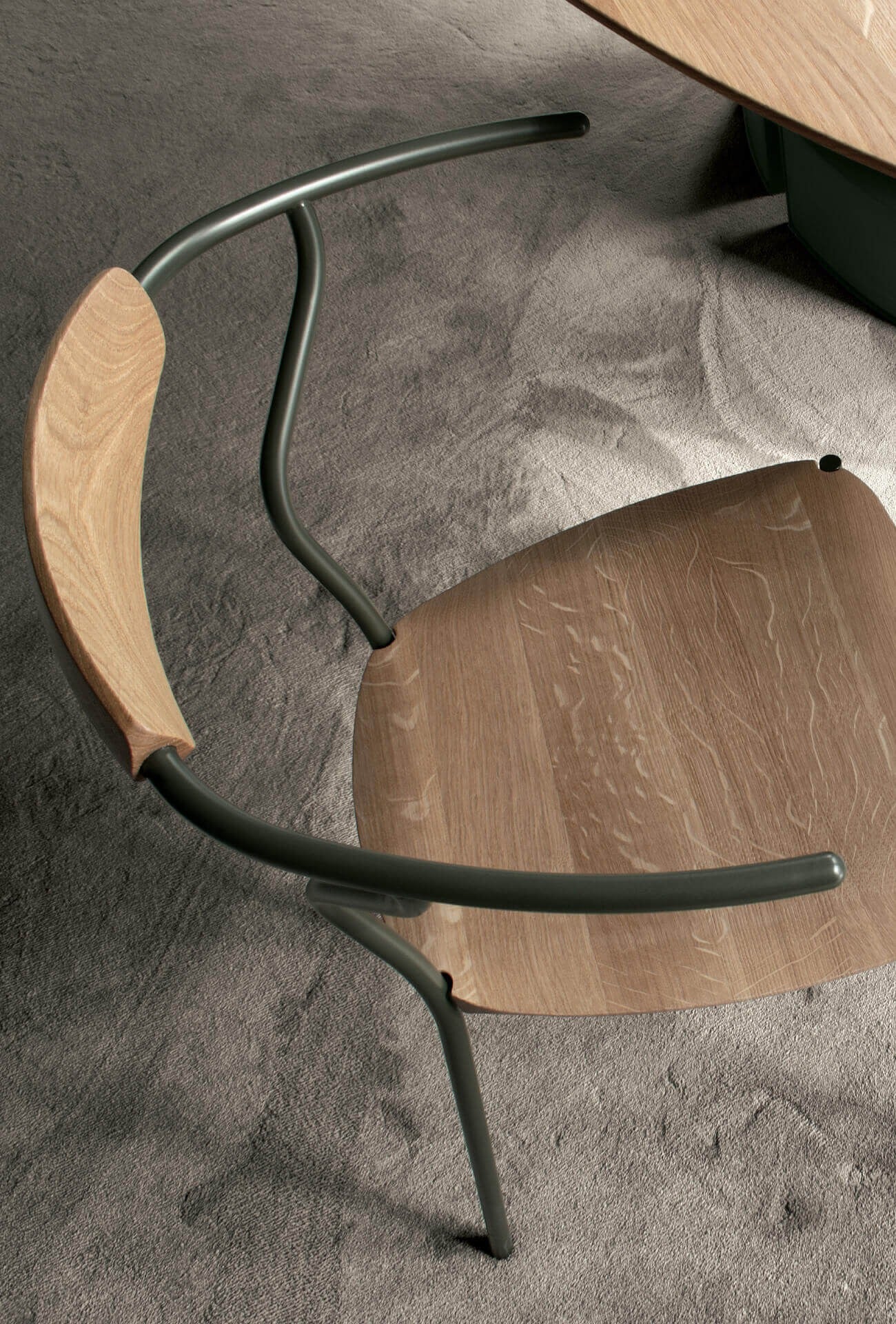 DANSKE – Chaises & tabouret EXTENDO