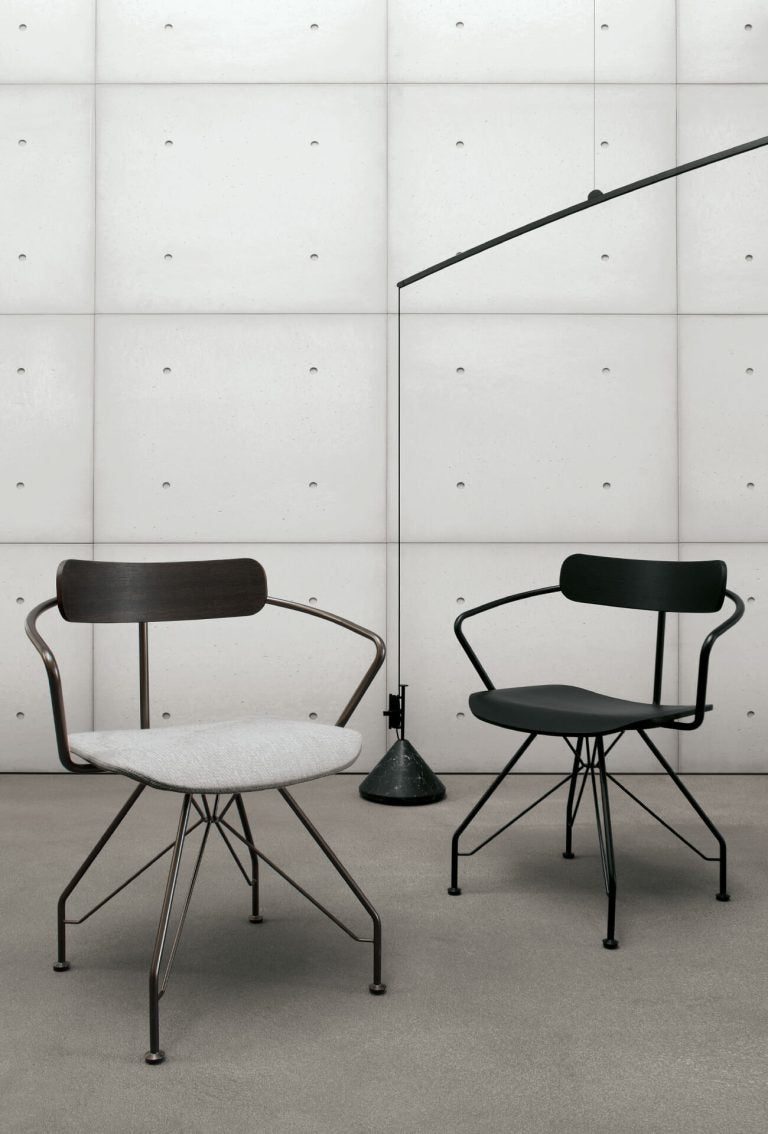 ECH4 – Chaise design EXTENDO