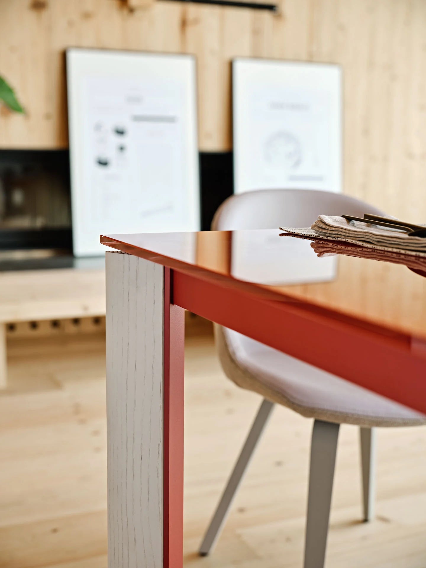 Table fixe Blade – MIDJ
