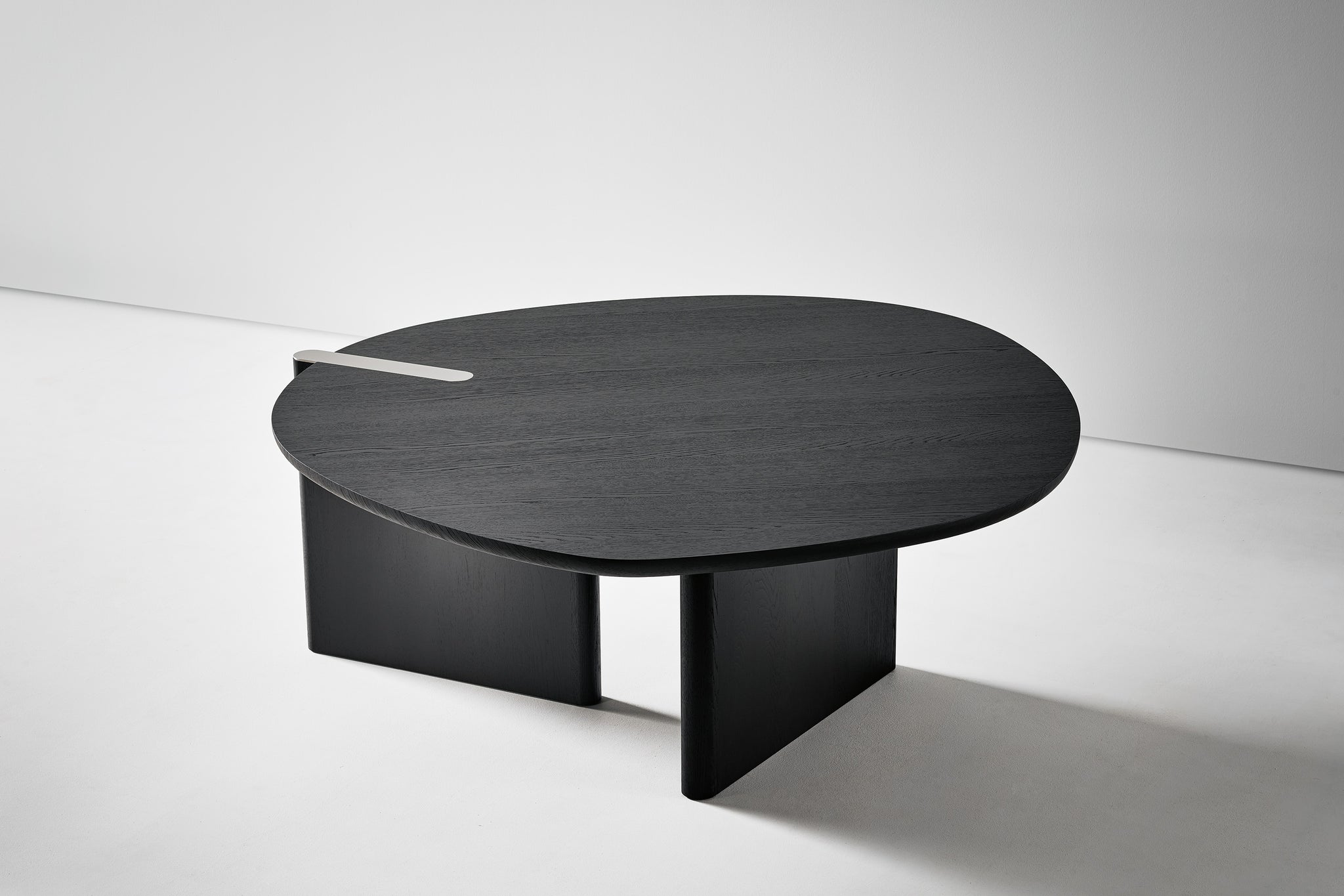 Table Bonaldo Flatiron – table design en bois, verre, céramique ou marbre