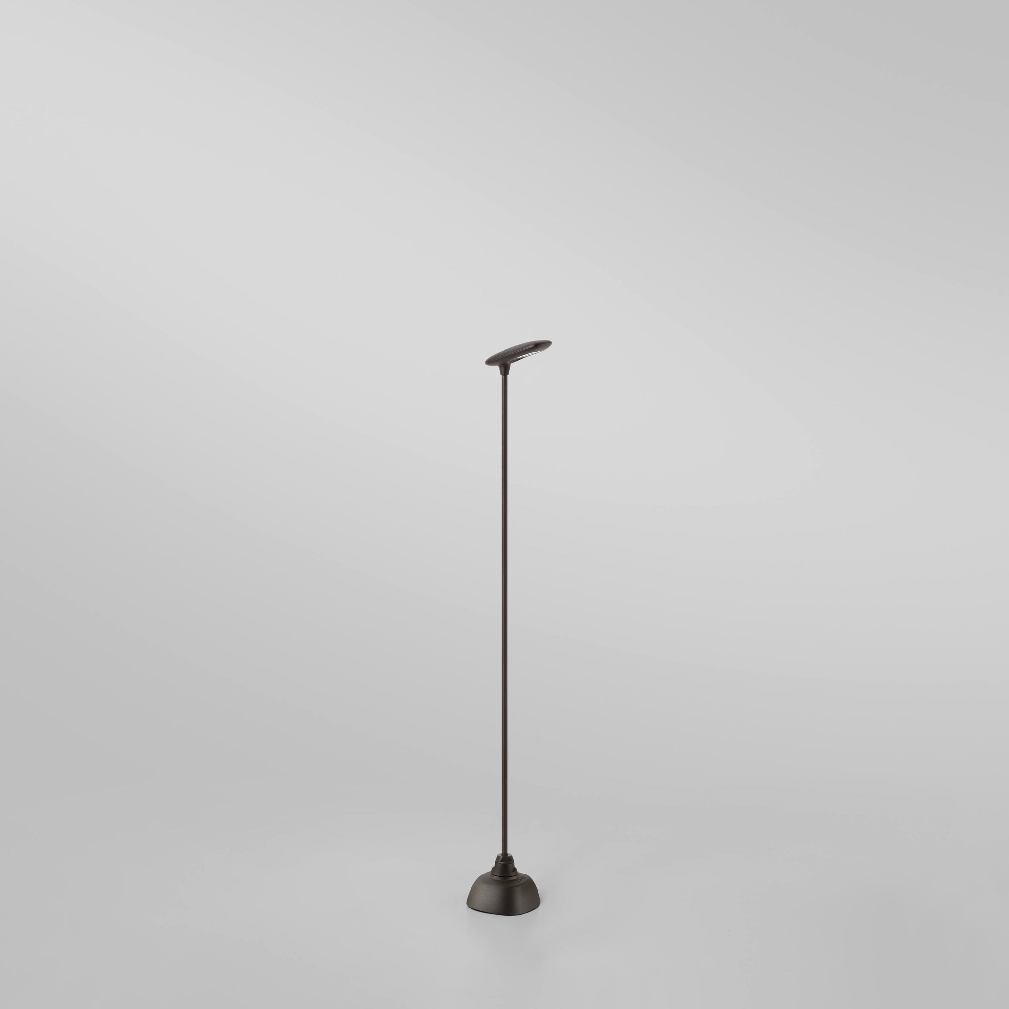 Birdie Outdoor Bover — Vue officielle du luminaire — B/70S · droit · petite tête