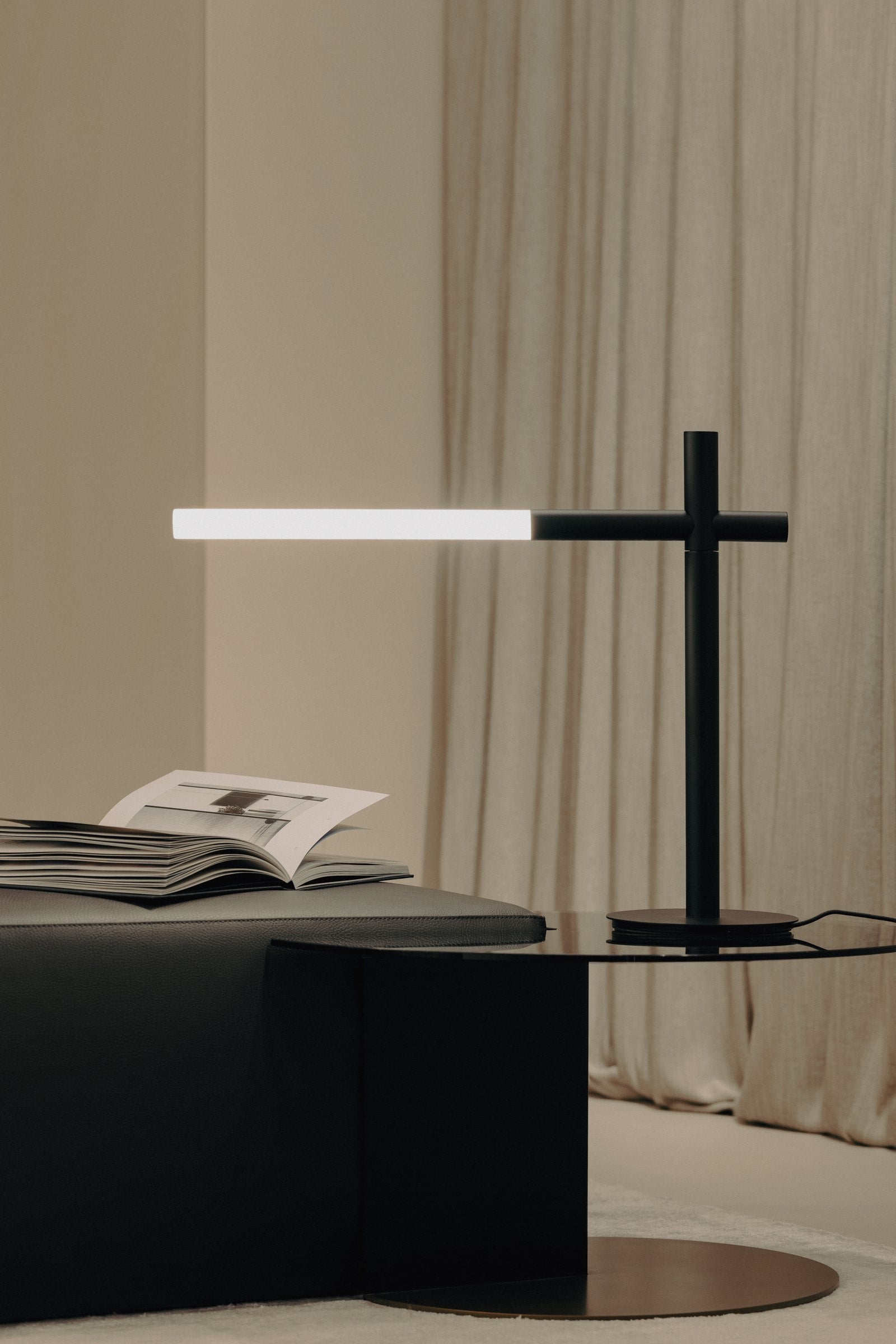 Bianca Contardi — lampe de table, finition or