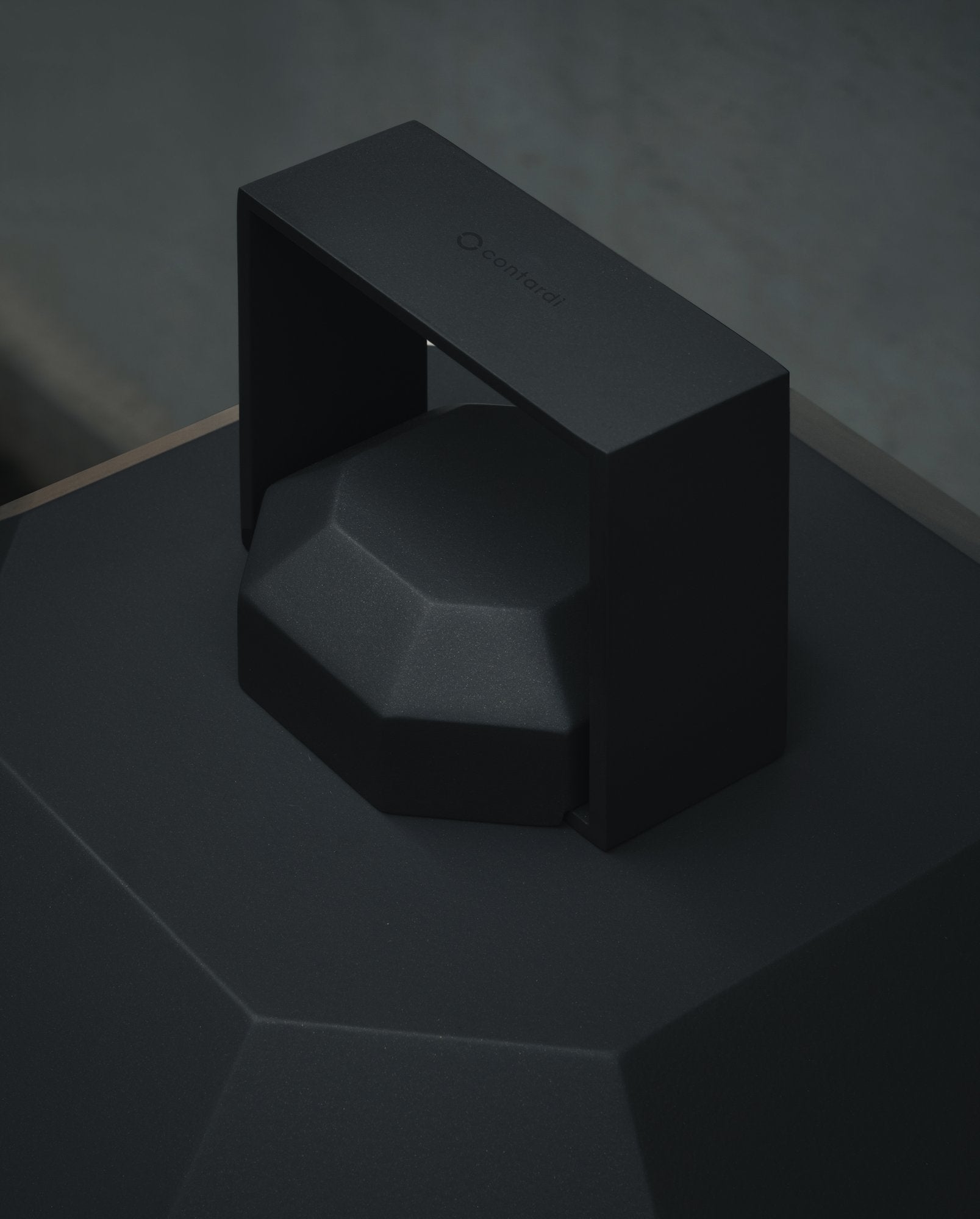 Photographie officielle — Cube Contardi