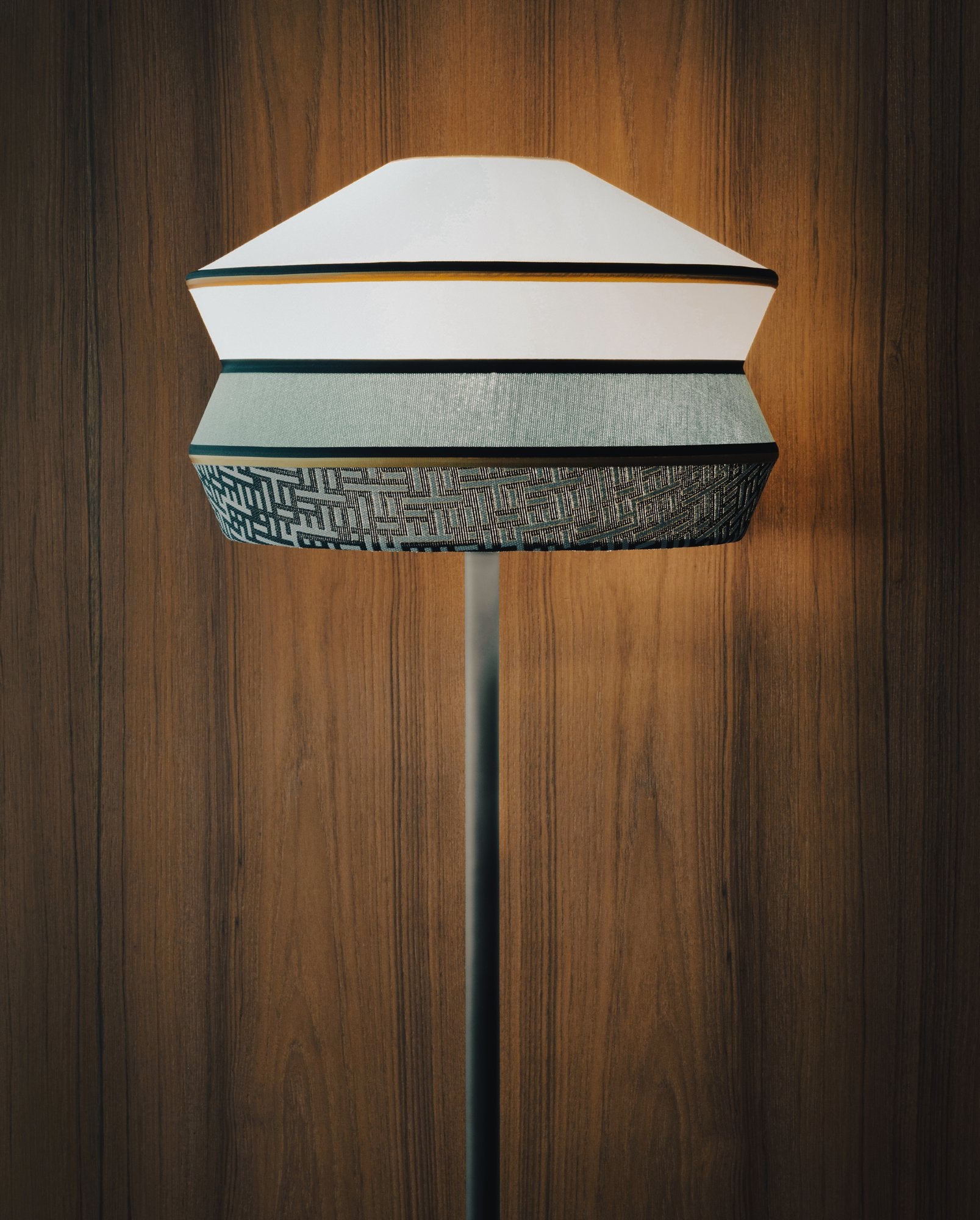 Photographie officielle — Calypso lampadaire Contardi