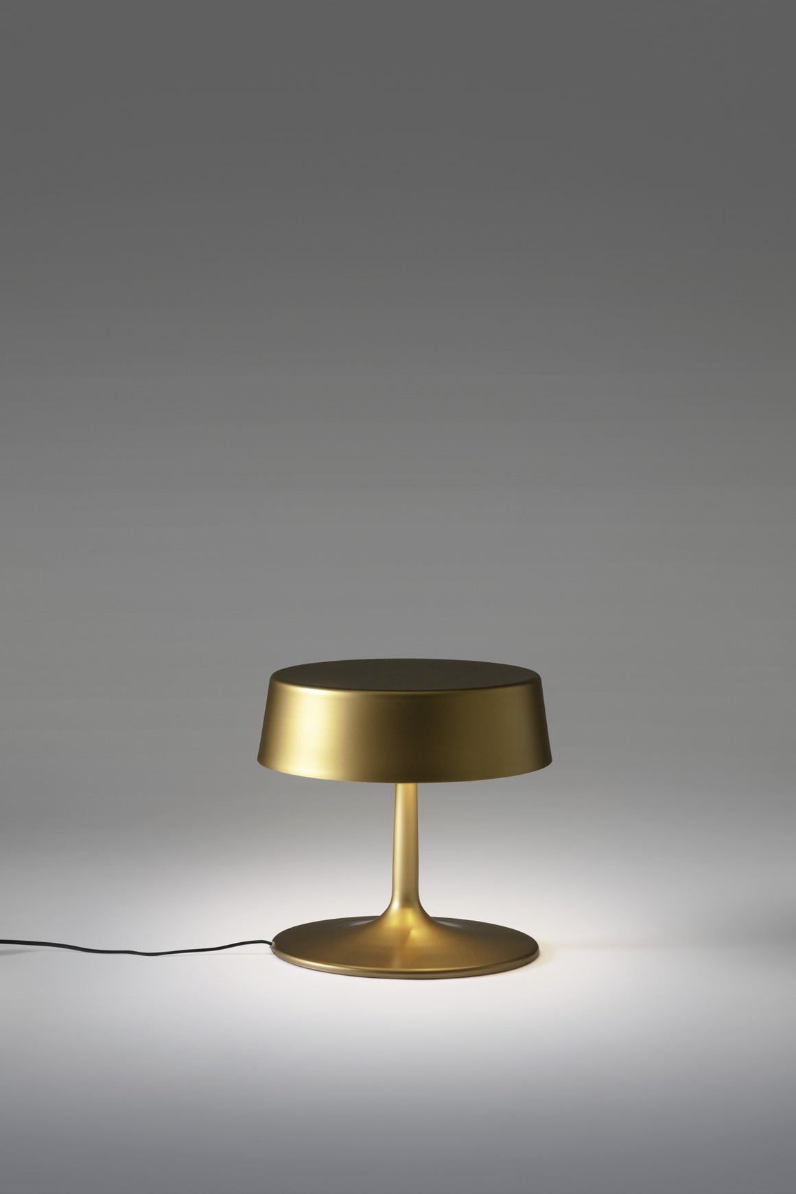 PENTA – china-bronze – photographie officielle du modèle ou de la famille ; dimensions et finitions selon configuration