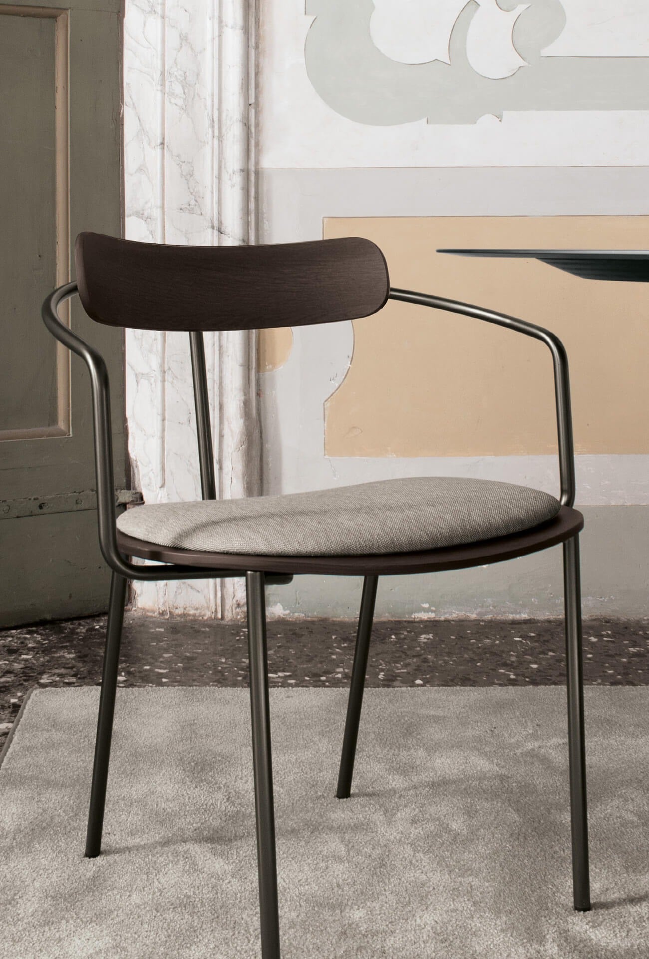 ECH3 – Chaise design EXTENDO
