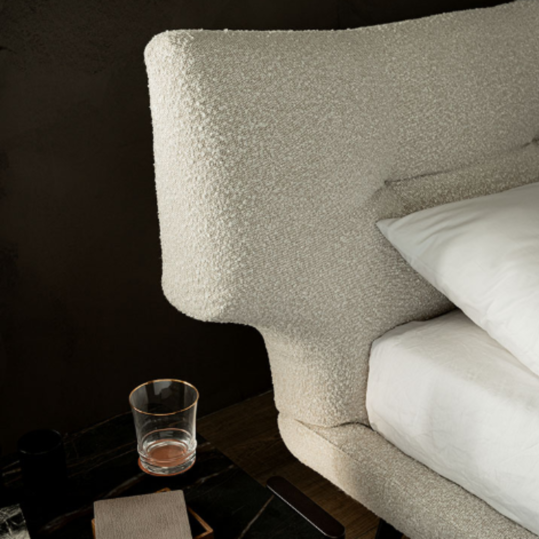 Lit Thomas - Cattelan Italia