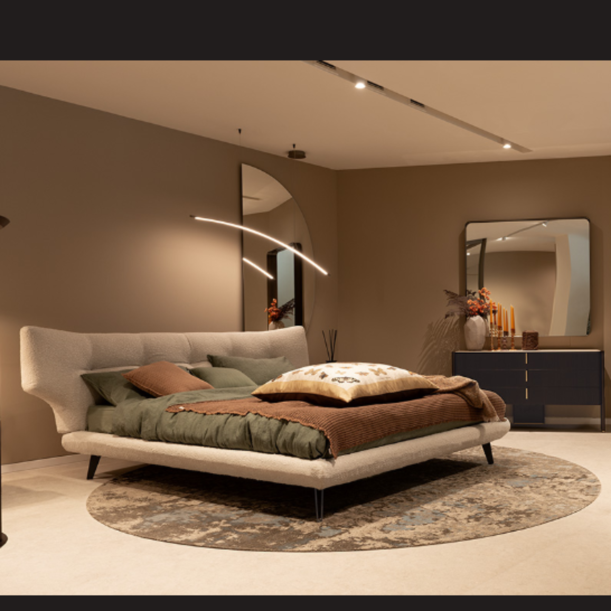 Lit Thomas - Cattelan Italia