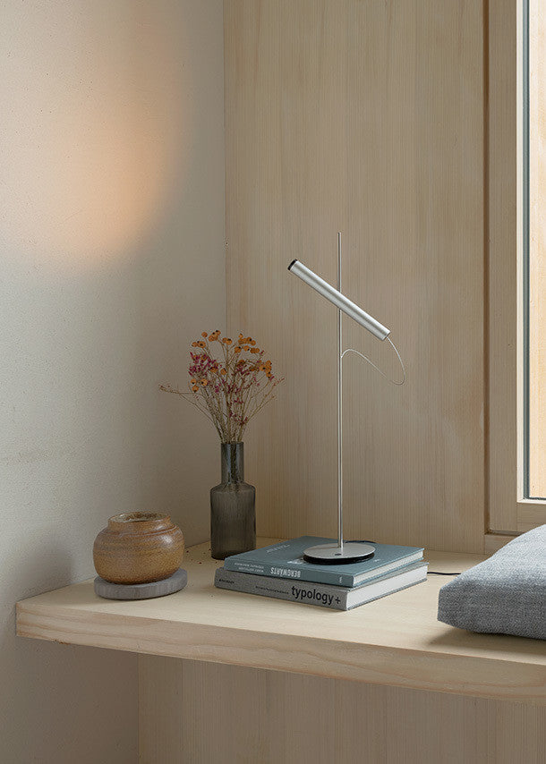 Lampe de table BALTENSWEILER LINIjA T