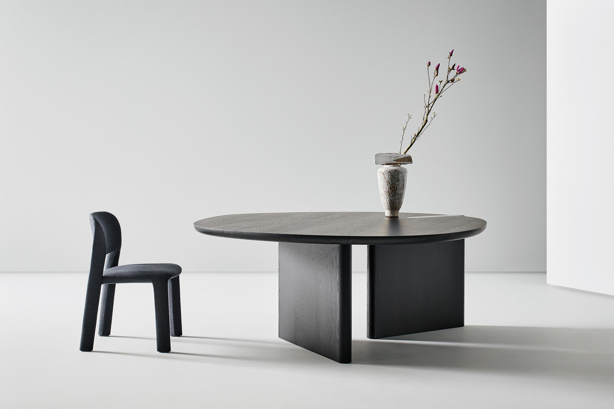Table Bonaldo Flatiron – table design en bois, verre, céramique ou marbre