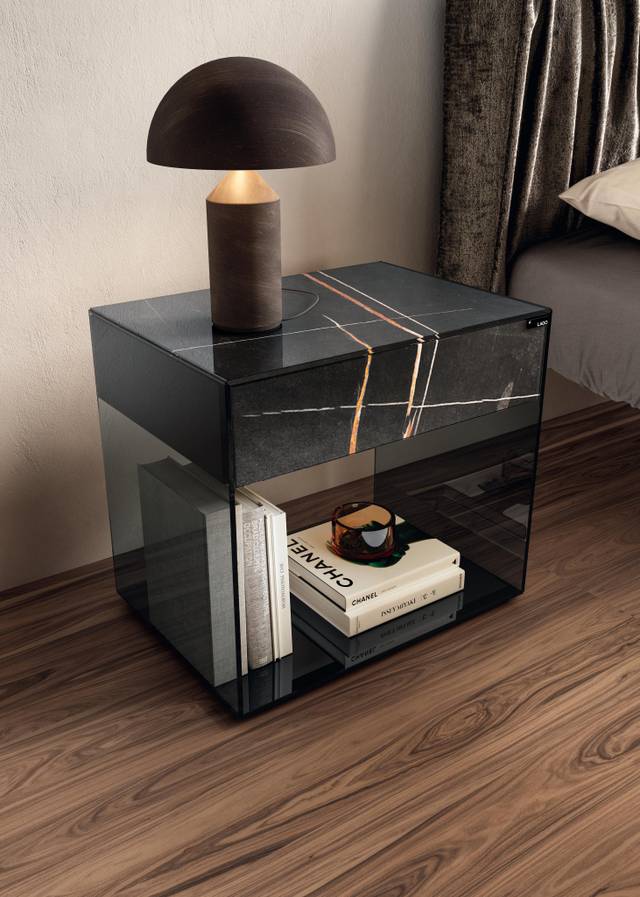Table de chevet UpGlass – vue 2 – LAGO