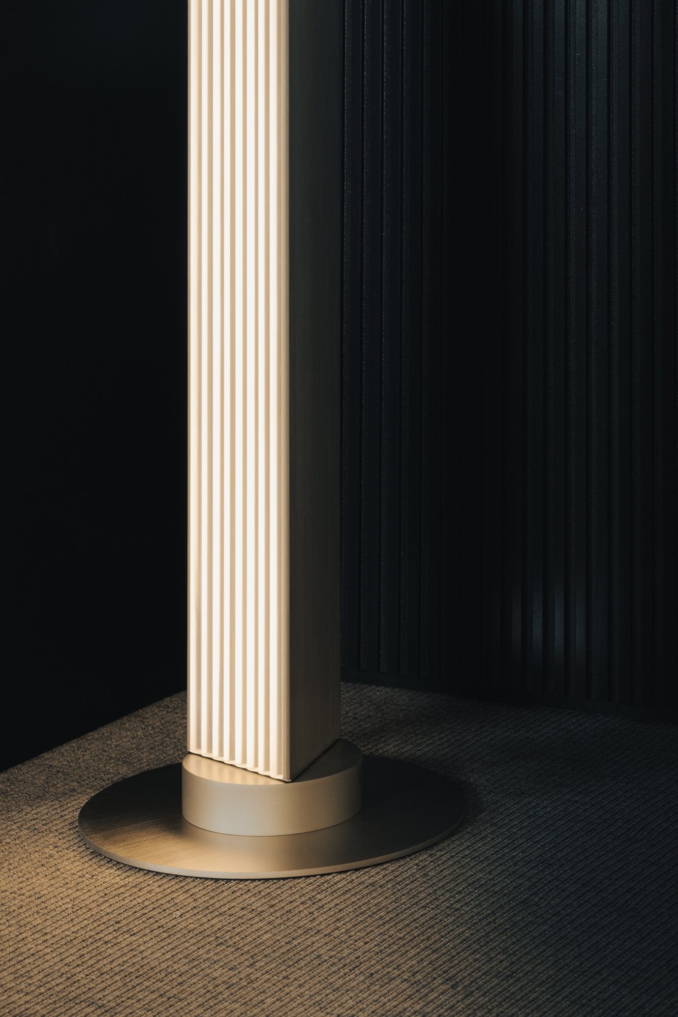 Photographie officielle — Stick lampadaire Contardi
