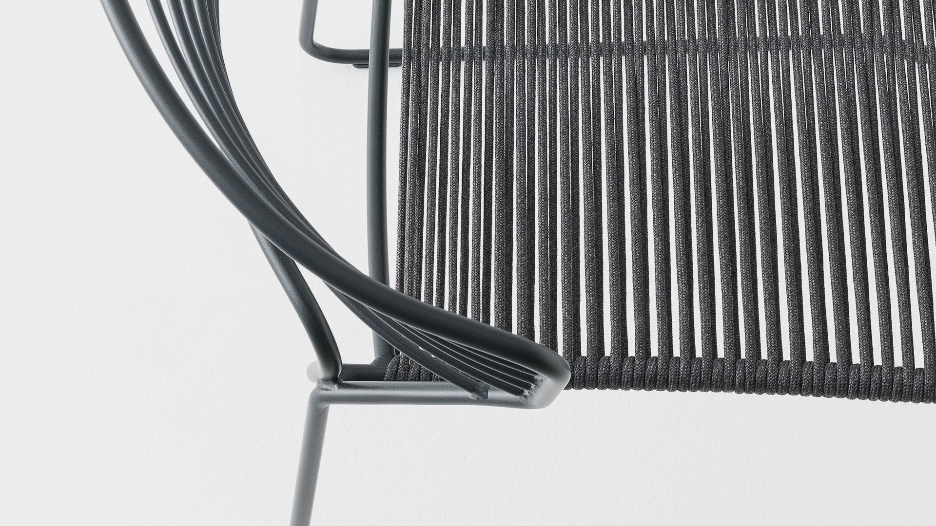 Chaise Koki Wire Corda Desalto