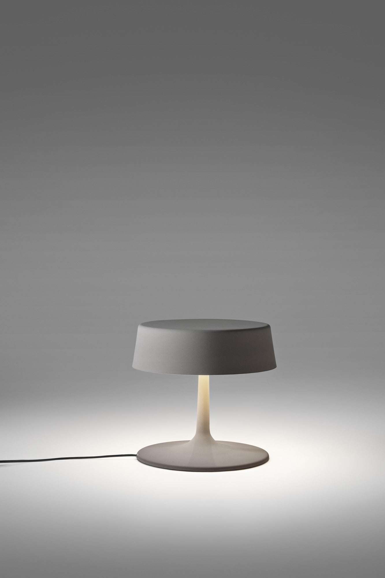 PENTA – china-bronze – photographie officielle du modèle ou de la famille ; dimensions et finitions selon configuration