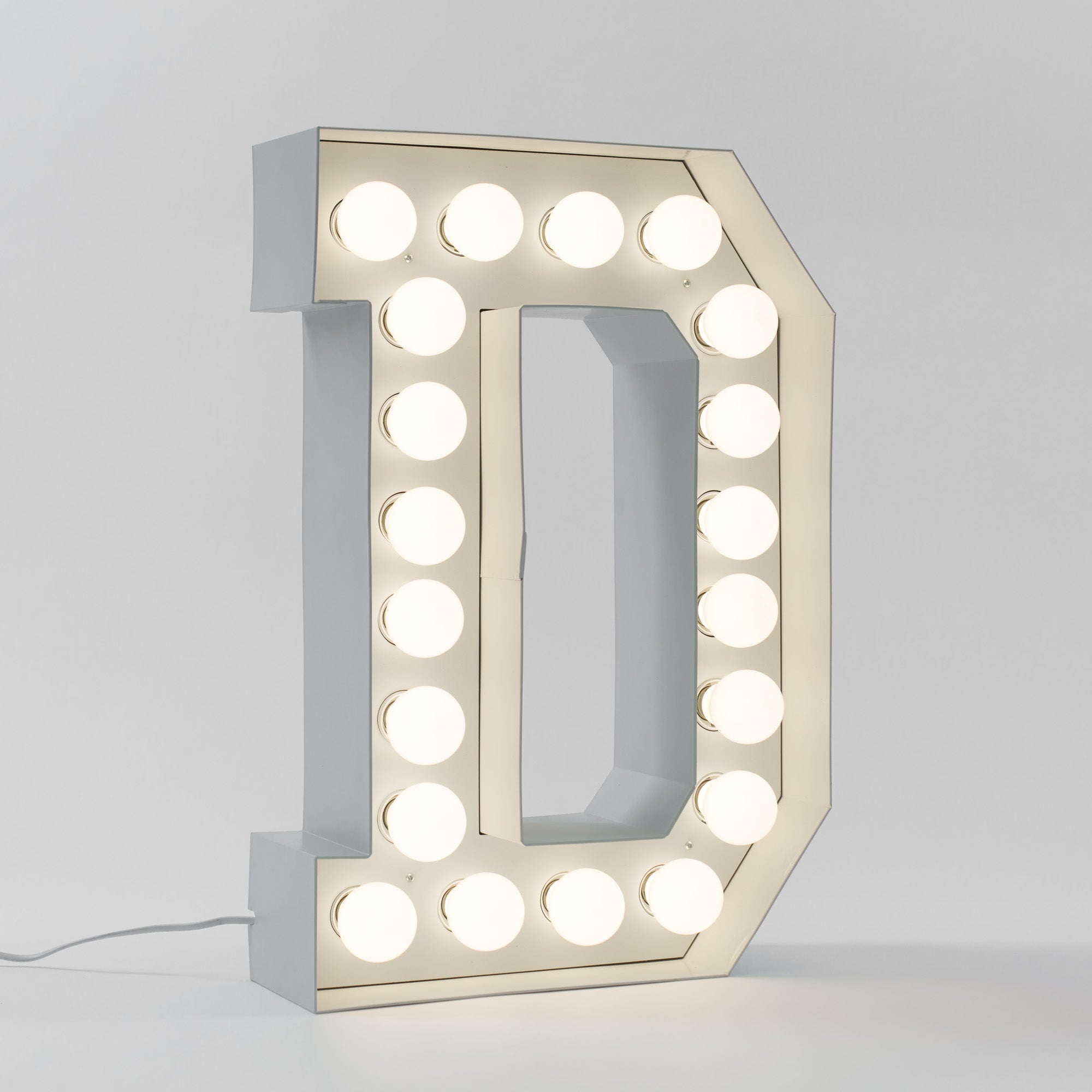 Seletti Vegaz Letters - D Accessoire-Decoration Objets_Lumi Seletti Vegaz Letters