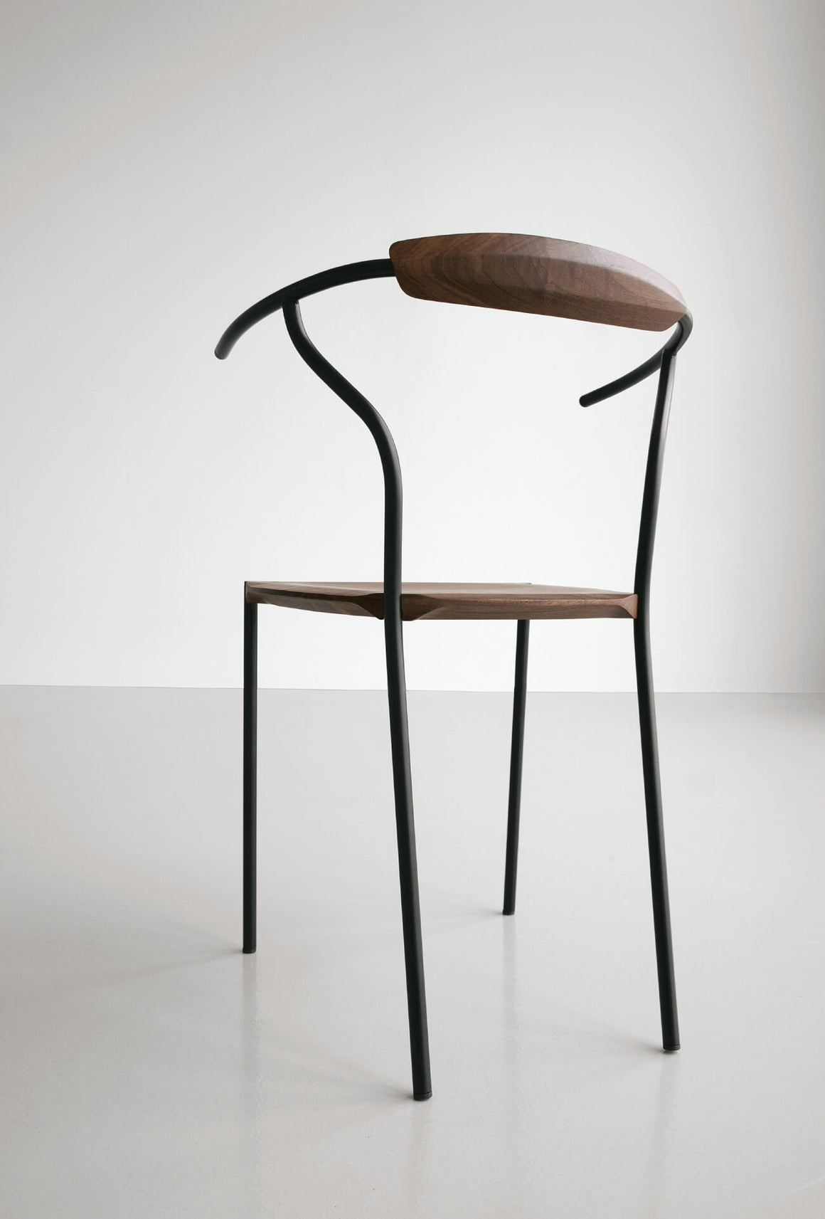 DANSKE – Chaises & tabouret EXTENDO