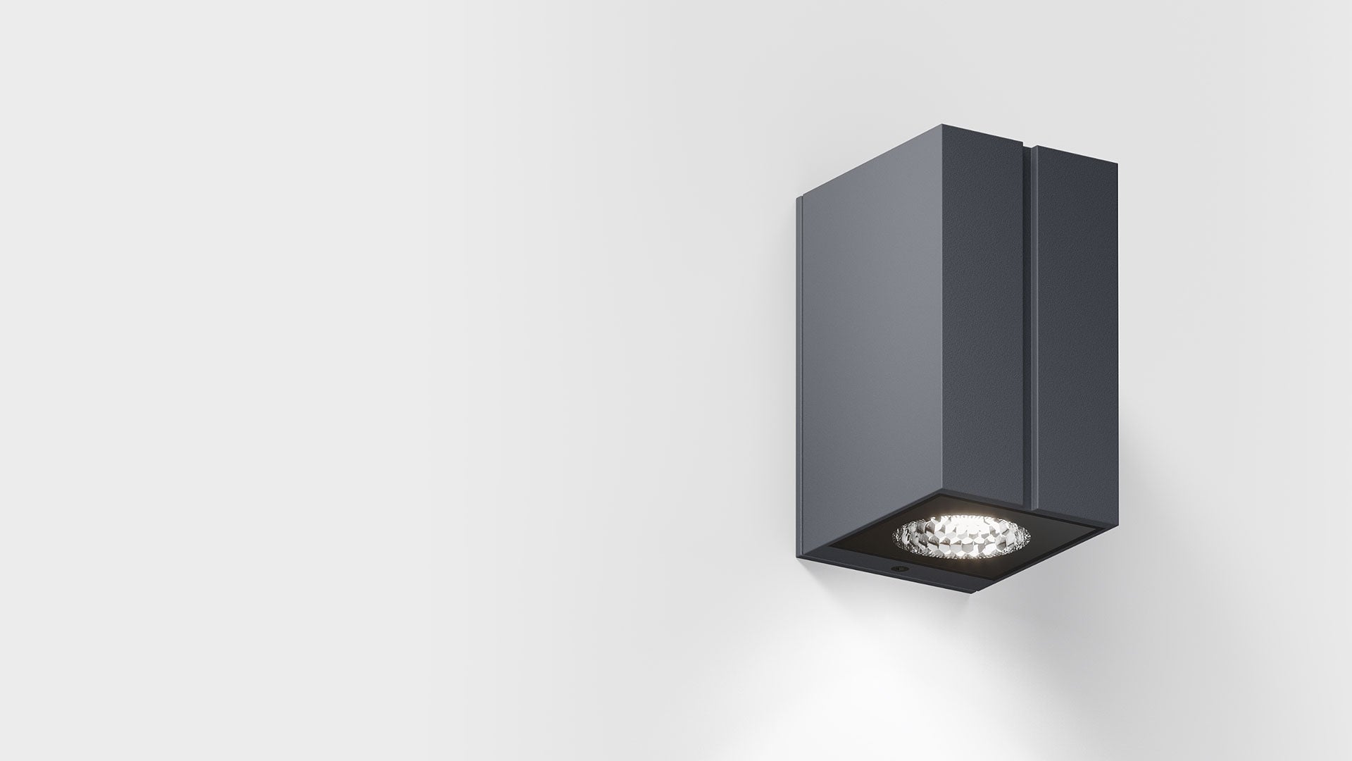Cut down — Anthracite RAL 7016 — 2700 K