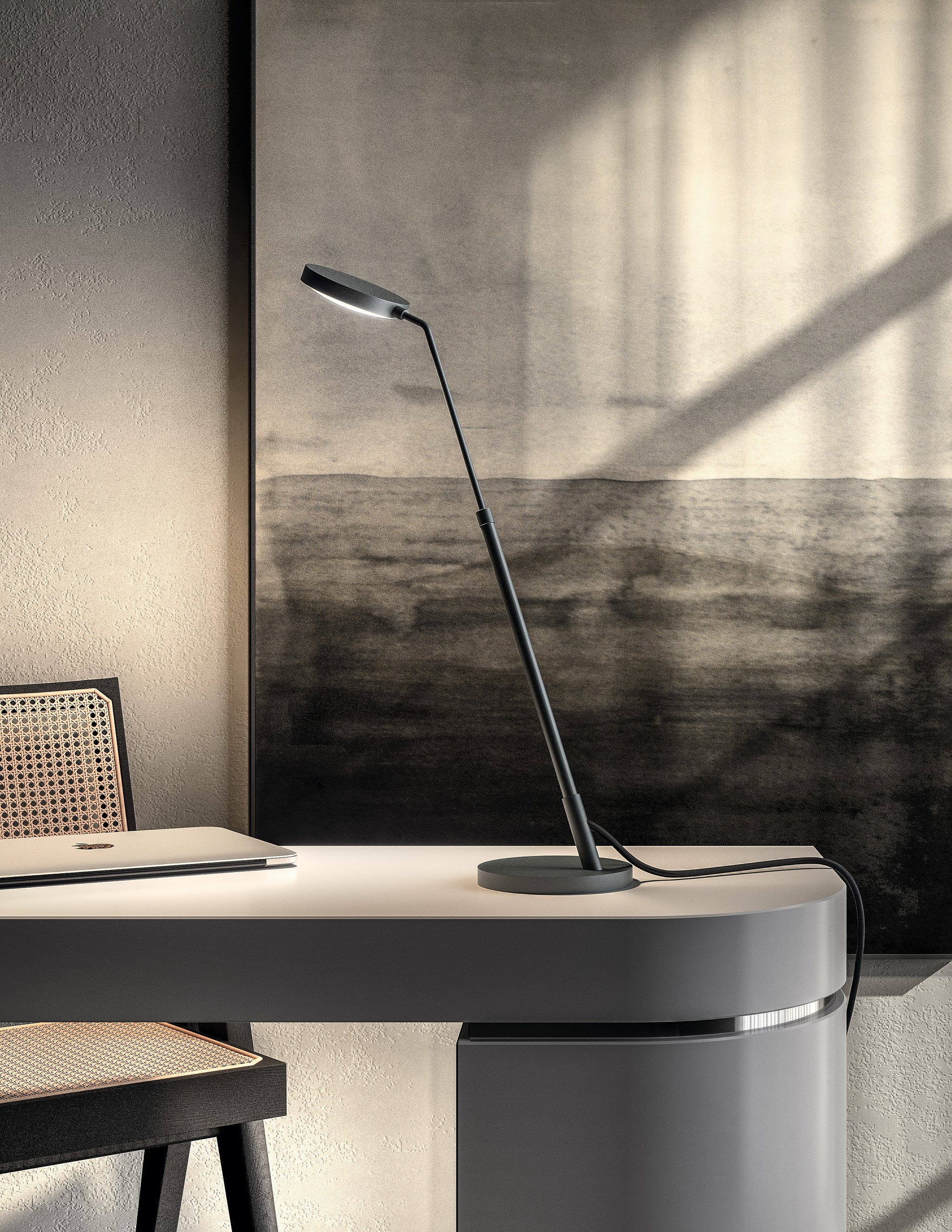 Spoon PENTA — lampe de table complète, métal gris sans cuir ; vue du modèle indicative pour les finitions en cuir